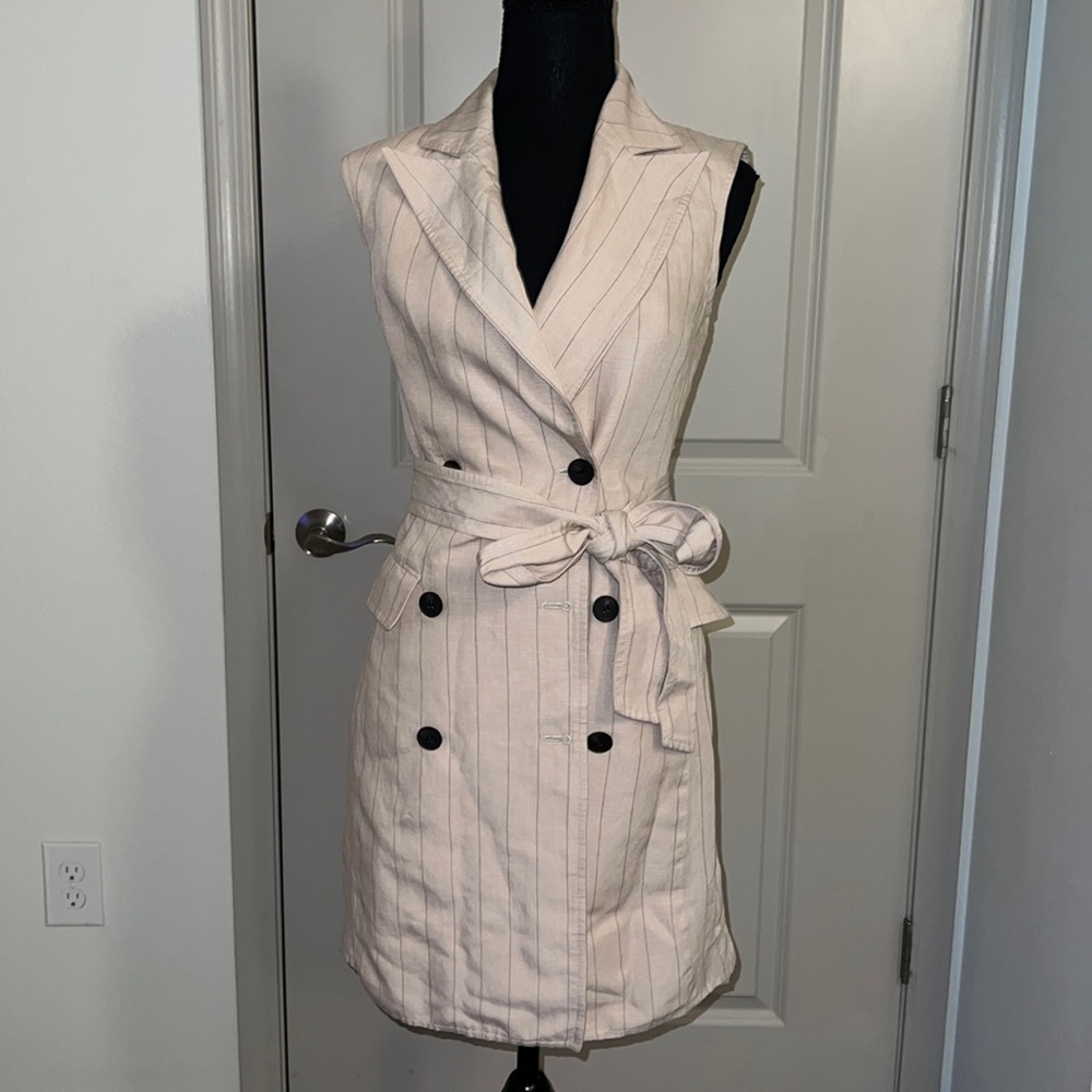 H&M Linen-blend Tie-belt Sleeveless Dress Size Small Lined Tan/Cream Buttons